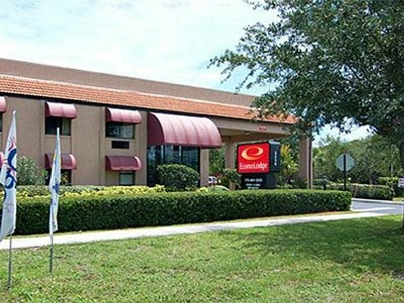 Red Roof Inn Ft Pierce Fort Pierce Exterior photo